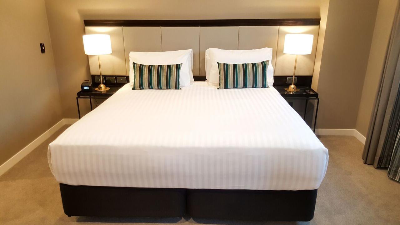 Hotel The Sebel Auckland Manukau Esterno foto